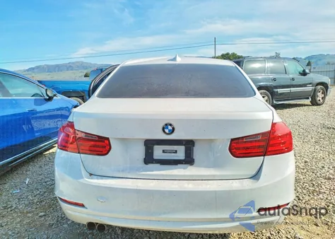 2014 BMW 328 I Sulev z USA, uszkodzony, nr VIN WBA3C1C51EK105835